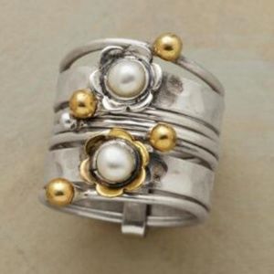 Sundance Pearl Petal Stack Rings